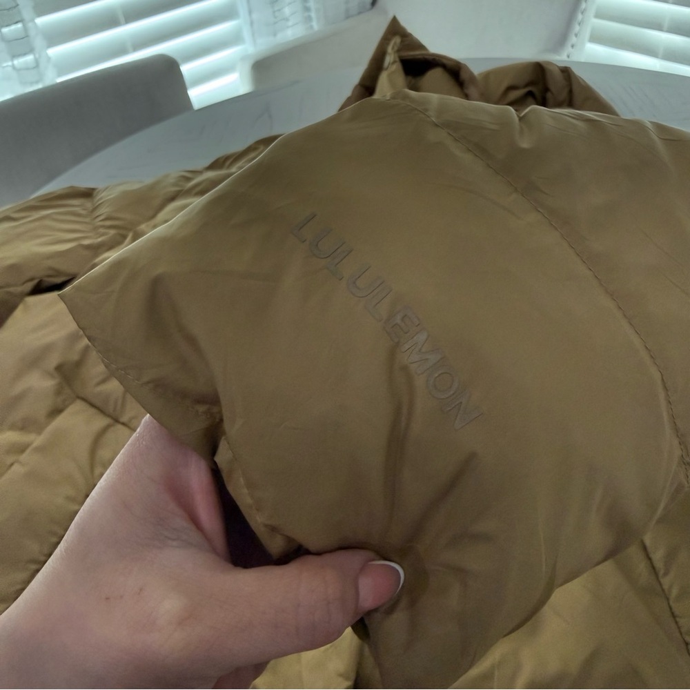 Lululemon Wunder Puff Jacket Size 10 Bold Beige - Picture 14 of 15